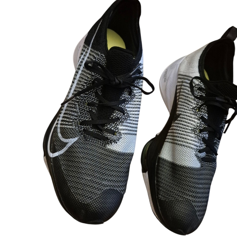 10.5 Nike Air‎ Zoom Men's Black and White Running Shoes